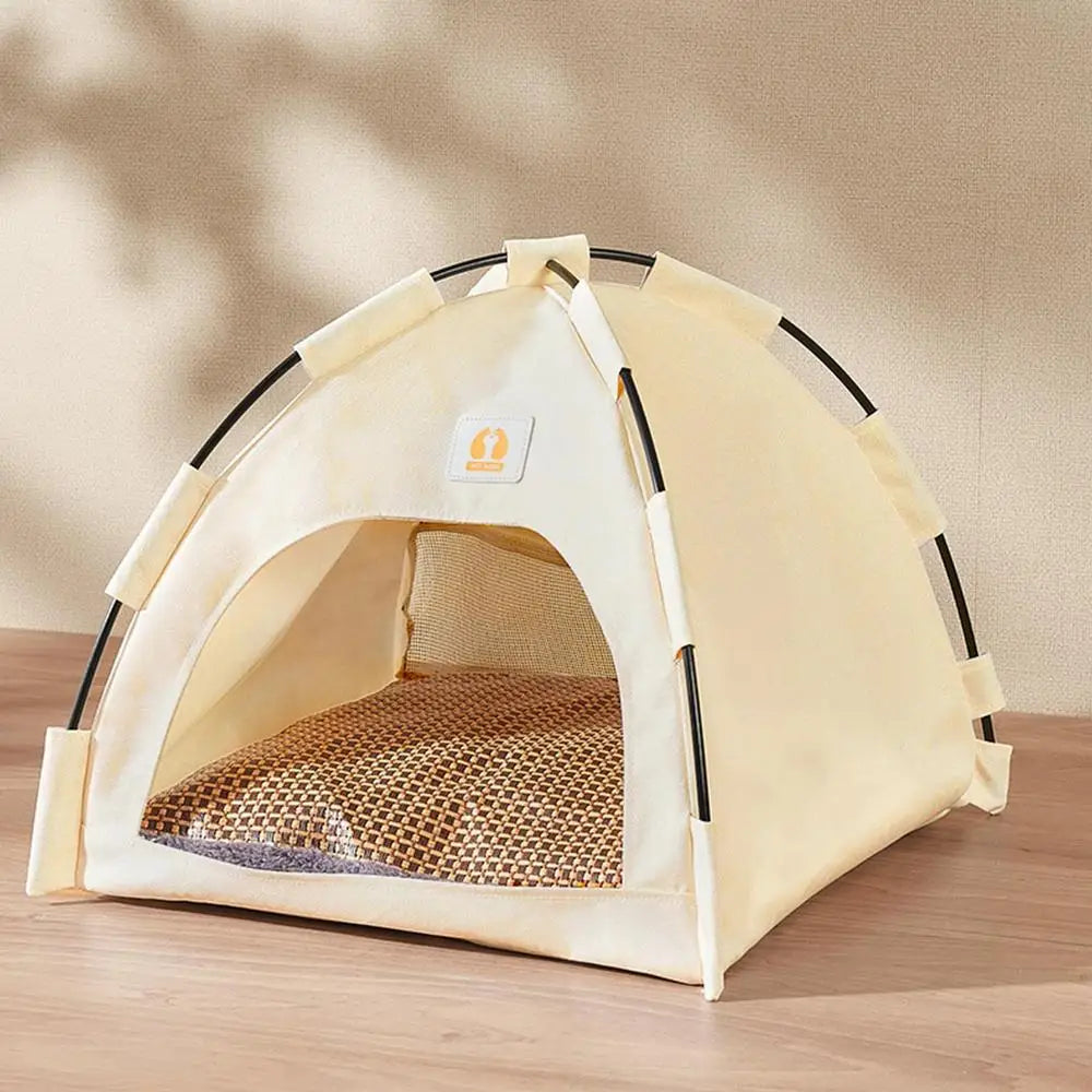 Royal Rover Retreat in Beach: Luxury Portable Dog Tent